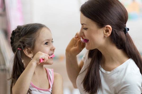 brush-your-teeth-with-your-kids